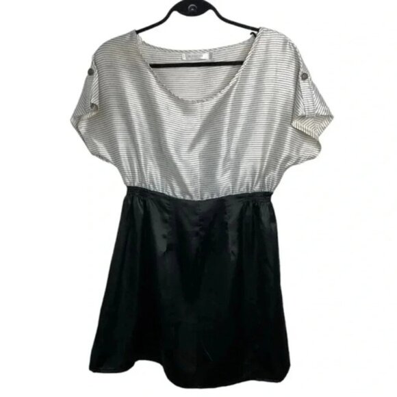 Mink pink Stripes Satin Mini Dress Short Sleeve  Black White Size Small - Picture 2 of 16